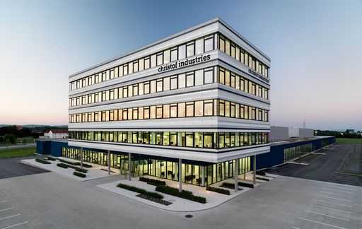  Die bisher von Christof Industries genutzte
Liegenschaft in Wels-Ost