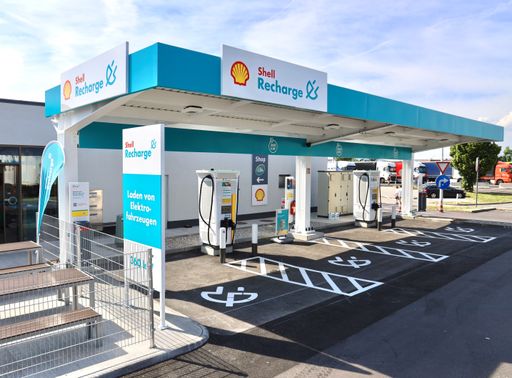 Shell Recharge Ladesäule