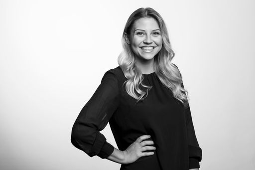  Eva-Maria Bürgler (Digital Marketing Manager - Zell
am See - Kaprun)