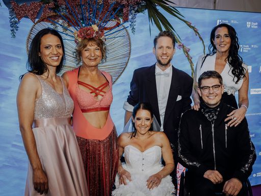 Vorschau Bild von So einzigartig, liebevoll und bunt wurde erstmals das Wiener
Rathaus gerockt!