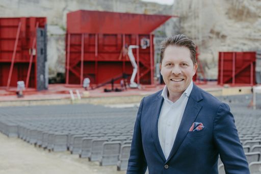 Vorschau Bild von Daniel Serafin, Intendant der Oper im Steinbruch