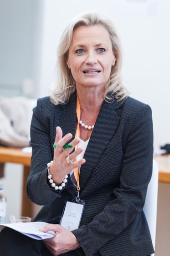 PRAEVENIRE Vorstandsmitglied Mag. pharm. Gunda
Gittler, MBA, aHPh, Leiterin der Anstaltsapotheke und öffentlichen
Apotheke am Krankenhaus der Barmherzigen Brüder Linz, warnte bereits
2018, lange vor der Pandemie, vor den aktuellen Versorgungsproblemen
bei Arzneimitteln.