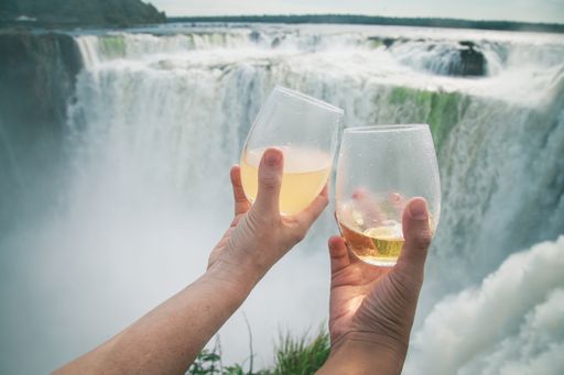 Cataratas del Iguazú, Misiones, Argentina. / Die Verwendung
dieses Bildes für redaktionelle Zwecke ist unter Beachtung aller
mitgeteilten Nutzungsbedingungen zulässig und dann auch honorarfrei.
Veröffentlichung ausschließlich mit Bildrechte-Hinweis.