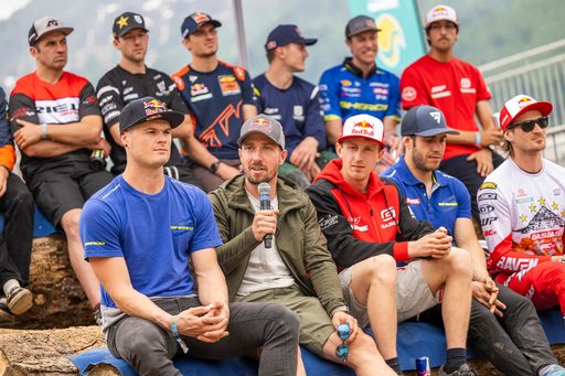 Vorschau Bild von Marcel Hirscher of Austria talks during the Red
Bull Erzbergrodeo press conference at the Erzberg in Eisenerz,
Austria on June 8, 2023. // Joerg Mitter / Red Bull Content Pool //
SI202306080139 // Usage for editorial use only //