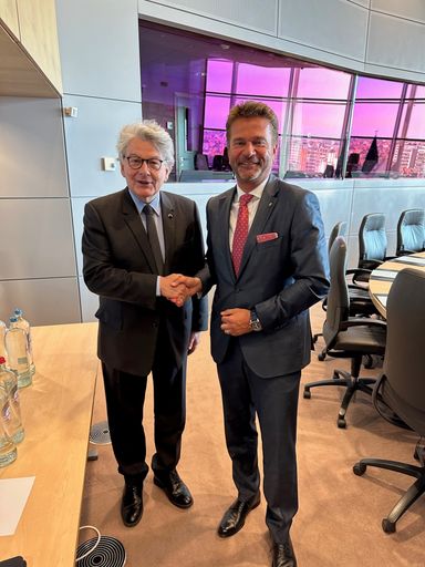  Stefan Gubi und Thierry Breton