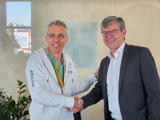 Drei und educom strukturieren Partnerschaft neu.