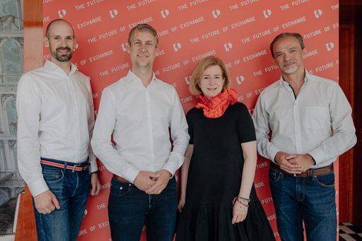 P19-Studie: Bezahlen per Auto? Payment-Lösungen
stärken die Wirtschaft. Im Bild v.l.n.r.: Martin Sprengseis (P19,
bluesource), Martin Essl (Uber Austria), Birgit Kraft-Kinz (P19,
KRAFTKINZ Powergroup) und Piotr Kwasniak (Mastercard Austria) (c)
P19/LIEB.ICH Productions