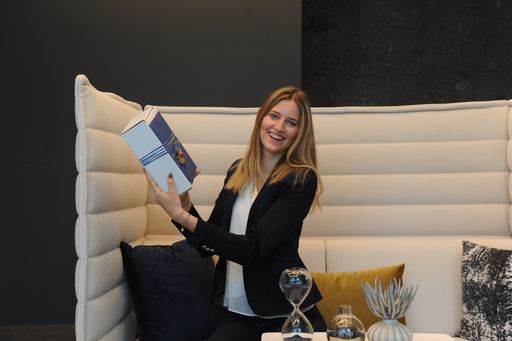 Vorschau Bild von Lisa, das Testimonial von Flash Chance. Abdruck
honorarfrei