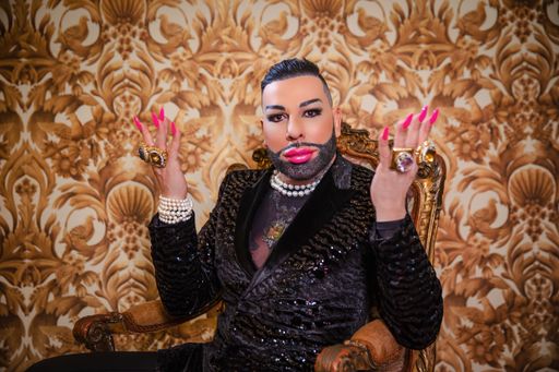 Harald Glööckler / Die Verwendung dieses Bildes für redaktionelle
Zwecke ist unter Beachtung aller mitgeteilten Nutzungsbedingungen
zulässig und dann auch honorarfrei. Veröffentlichung ausschließlich
mit Bildrechte-Hinweis.