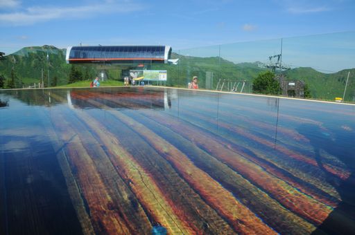 Vorschau Bild von Direkt an der Bergstation und beim Hochsitz
Riesneralm, taucht man ein ins Gipfelbad anno dazumal
