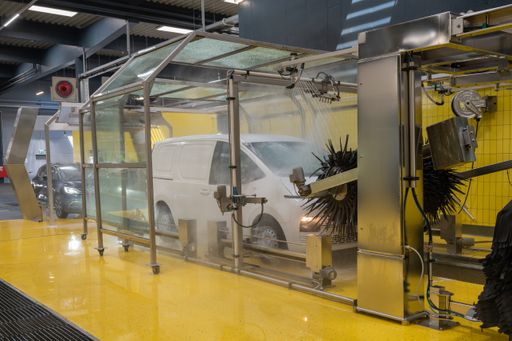  Oberscheider Car Wash bietet seinen Firmenkunden
maßgeschneiderte Lösungen für Kundenkarten an, eine direkte,
individuelle Beratung zahlt sich aus.