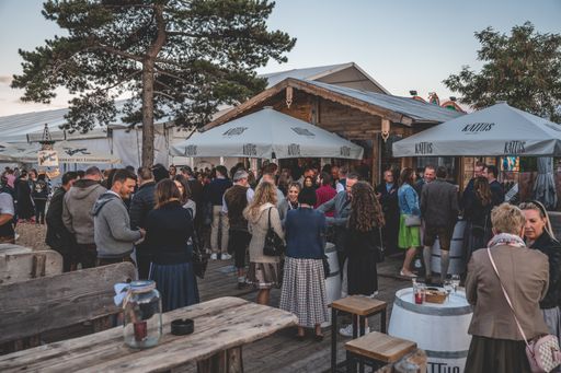 Vorschau Bild von Brunner Wiesn Chalets Aussenbereich