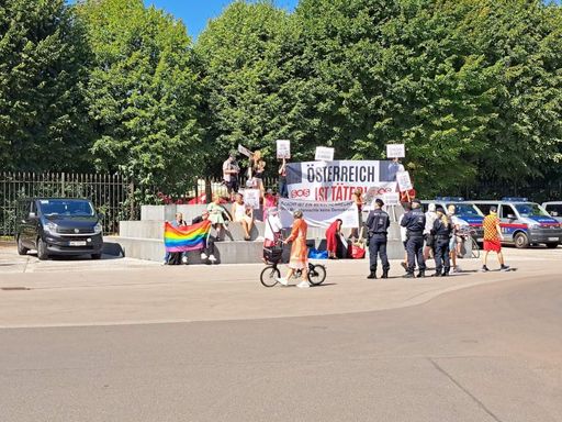 Vorschau Bild von Protest: Vucic, Orban und Nehammer in Wien