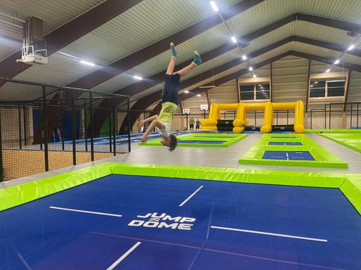  Salto am großen Trampolin im JUMP DOME Klagenfurt