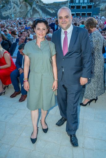 Vorschau Bild von Matthias Grün mit Gattin bei der Premiere von Carmen