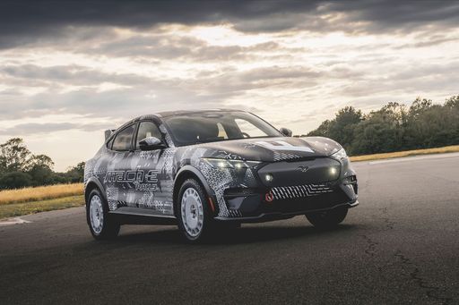 Vorschau Bild von Der neue Ford Mustang Mach-E Rally feiert beim Goodwood Festival
of Speed Weltpremiere. / Die Verwendung dieses Bildes für
redaktionelle Zwecke ist unter Beachtung aller mitgeteilten
Nutzungsbedingungen zulässig und dann auch honorarfrei.
Veröffentlichung ausschließlich mit Bildrechte-Hinweis.