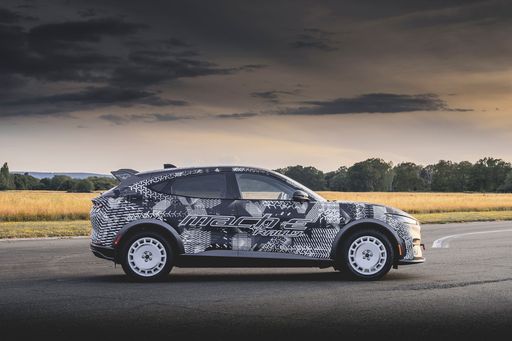 Vorschau Bild von Der neue Ford Mustang Mach-E Rally feiert beim Goodwood Festival
of Speed Weltpremiere. / Die Verwendung dieses Bildes für
redaktionelle Zwecke ist unter Beachtung aller mitgeteilten
Nutzungsbedingungen zulässig und dann auch honorarfrei.
Veröffentlichung ausschließlich mit Bildrechte-Hinweis.