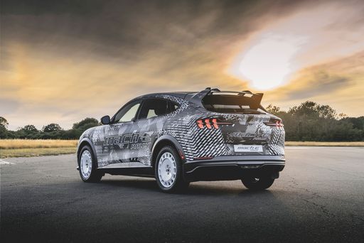 Vorschau Bild von Der neue Ford Mustang Mach-E Rally feiert beim Goodwood Festival
of Speed Weltpremiere. / Die Verwendung dieses Bildes für
redaktionelle Zwecke ist unter Beachtung aller mitgeteilten
Nutzungsbedingungen zulässig und dann auch honorarfrei.
Veröffentlichung ausschließlich mit Bildrechte-Hinweis.