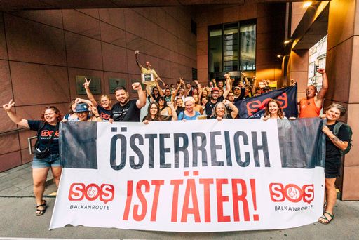 SOS Balkanroute feiert die Abweisung der Klage und
den Erfolg für die Zivilgesellschaft