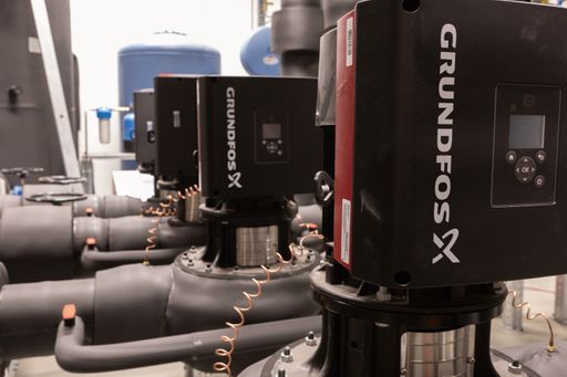 Vorschau Bild von B&R Campus als Leuchtturmprojekt: Wärmepumpen
könnten 15 Prozent der benötigten Heizwärme in der Industrie
abdecken / Credit: ABB