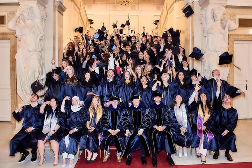 Graduierungsfeier Privatuniversität.