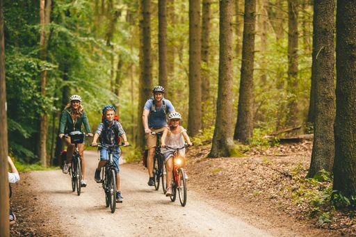  Mit Fahrrad auf Familienausflug in
Mecklenburg-Vorpommern