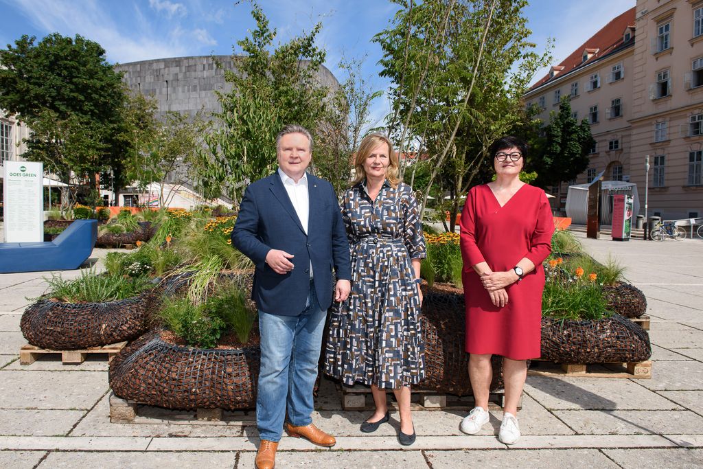 MQ: MQ goes Green – Start Begrünung MuseumsQuartier