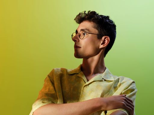  Der internationale DJ Lost Frequencies wird beim
ersten WAO! Festival vom 15. bis 17 Dezember 2023 in
Mayrhofen-Hippach für Stimmung sorgen.