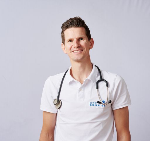  Dr. med. univ. Robert Fritz ist Gründer und
medizinischer Leiter der Sportordination Wien, die die
Firmenchallenge Österreich seit Jahren tatkräftig unterstützt.