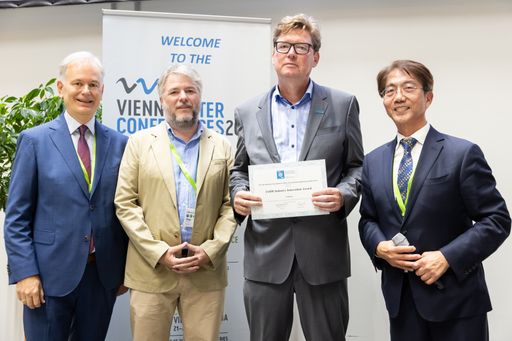 Vorschau Bild von IAHR Industry Innovation Award für viadonau.
Verliehen am 24.08.2023, Wien