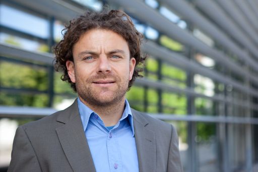 Vorschau Bild von Prof. Dr. Hieronymus Sturm, Studiengangsleiter Master Digital
Commerce, Marketing &amp; Psychology | WINGS-Fernstudium an der
Hochschule Wismar / Die Verwendung dieses Bildes für redaktionelle
Zwecke ist unter Beachtung aller mitgeteilten Nutzungsbedingungen
zulässig und dann auch honorarfrei. Veröffentlichung ausschließlich
mit Bildrechte-Hinweis.