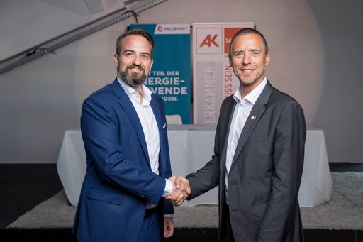  AK Salzburg und Salzburg AG einigen sich auf
Entlastung in Millionenhöhe v.l.n.r.: Michael Baminger,
Vorstandssprecher Salzburg AG, Peter Eder, AK Präsident Salzburg
