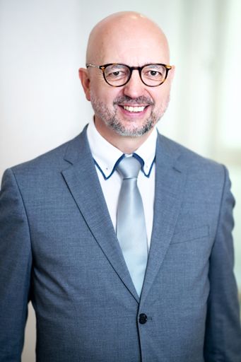 Vorschau Bild von Mag. Alexander Lang, künftiger Geschäftsführer des
Ärztefunkdiensts Wien