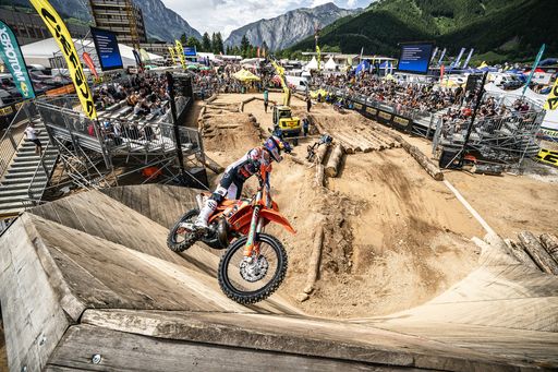 Vorschau Bild von das Red Bull Erzbergrodeo bietet vier Tage lang
Motorsport Action und Festival-Atmosphäre der Superlative. Im Bild:
Manuel Lettenbichler (DE, Red Bull KTM Factory Racing)