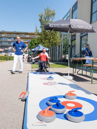 Vorschau Bild von 50 Jahre Rehabilitationszentrum Häring: "Blicken
mit Stolz auf unser Haus"vv
