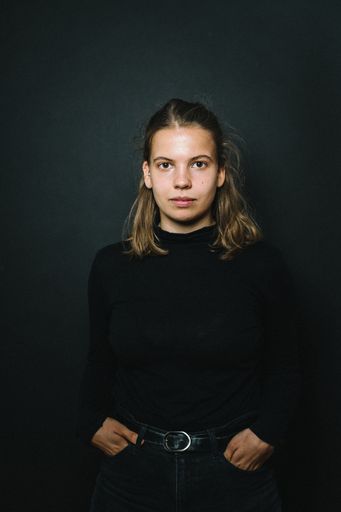 Vorschau Bild von Gründerin und Geschäftsführerin des inklusiven
Onlinemagazins „andererseits“ Clara Porák wird vom Frauennetzwerk
Medien mit dem Jungjournalistinnenpreis ausgezeichnet.