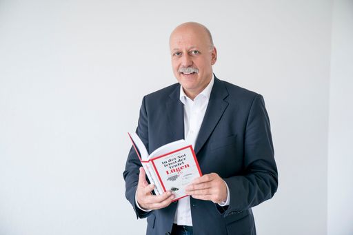 Vorschau Bild von Dr. Christian Nusser, Chefredakteur Premium