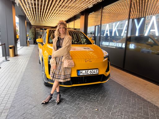 Münchner Partnerschaften: Aiways ist sowohl Partner des Cathy
Hummels Wiesnbummel 2023 als auch von MünchenTV bei zwei beliebten
Zuschauerformaten / Die Verwendung dieses Bildes für redaktionelle
Zwecke ist unter Beachtung aller mitgeteilten Nutzungsbedingungen
zulässig und dann auch honorarfrei. Veröffentlichung ausschließlich
mit Bildrechte-Hinweis.