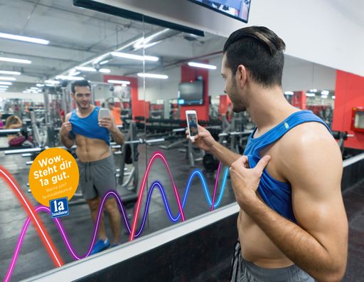 Vorschau Bild von Kommunikation direkt bei der Zielgruppe, hier mit
Spiegelklebern in Fitness-Studios