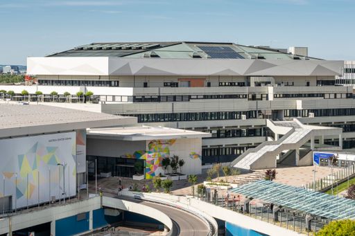 Vorschau Bild von Austria Center Vienna Außenaufnahme