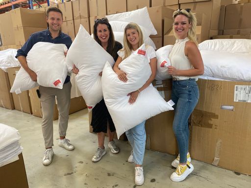  Besuch im HEFEL Werk von Social Media Influencern
