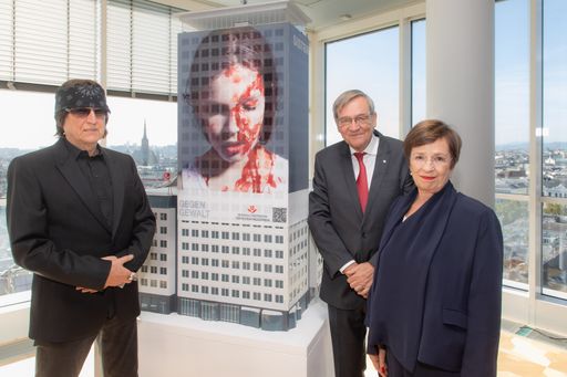 Anti-Gewalt-Mahnmal am Ringturm offiziell eröffnet