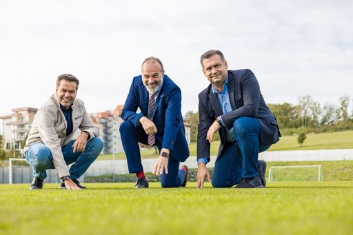  Perfekte Trainingsbedingungen in der FUSSBALLARENA
Bad Tatzmannsdorf