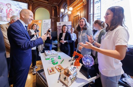 Technik-Begeisterung pur: 700 Schülerinnen bei
Girls! TECH UP in Wien
