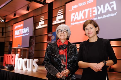 Brigitte Schaden, Präsidentin Projekt Management
Austria und Ingrid Brodnig, Journalistin/Buchautorin