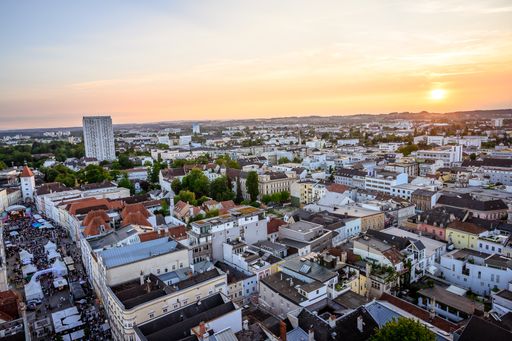 Vorschau Bild von Luftaufnahme Sonnenuntergang Wels