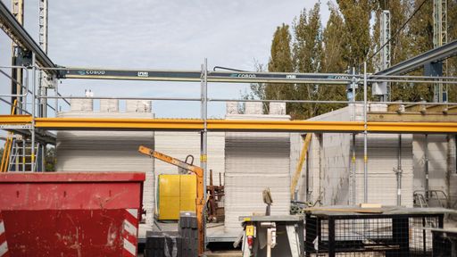 Die Außenwände des Erdgeschosses wurden bereits vom 3D-Drucker
erstellt. / Die Verwendung dieses Bildes für redaktionelle Zwecke
ist unter Beachtung aller mitgeteilten Nutzungsbedingungen zulässig
und dann auch honorarfrei. Veröffentlichung ausschließlich mit
Bildrechte-Hinweis.
