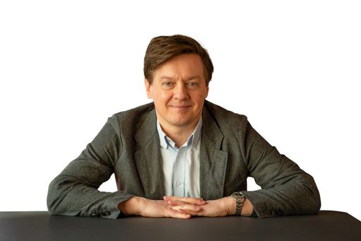  Markus Höfinger - Accenture Song