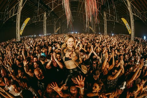 Die ausverkaufte Marx Halle beim Kronehit Beatpatrol Festival
2023