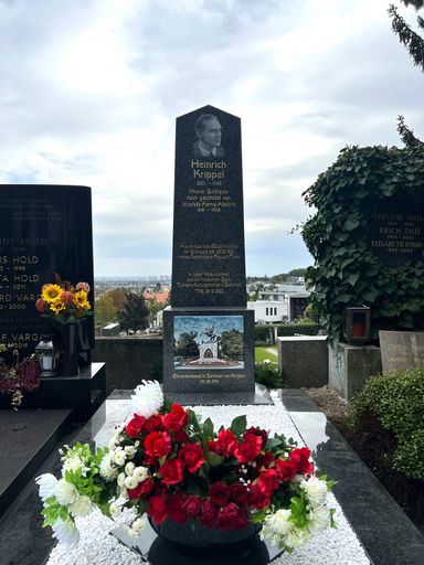 Anlässlich des 100. Jahrestages der Gründung der modernen
säkularen Republik Türkei am 29. Oktober 1923 wird auf dem Wiener
Friedhof Ober St. Weit das von der Türkischen Kulturgemeinde in
Österreich (TKG) gestiftete neue Denkmal des Bildhauers Heinrich
Krippel, auch bekannt als Atatürk-Bildhauer, eingeweiht.